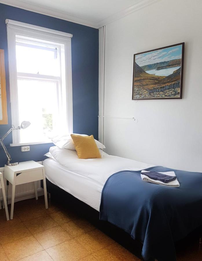 Refurinn Reykjavik Guesthouse Екстер'єр фото