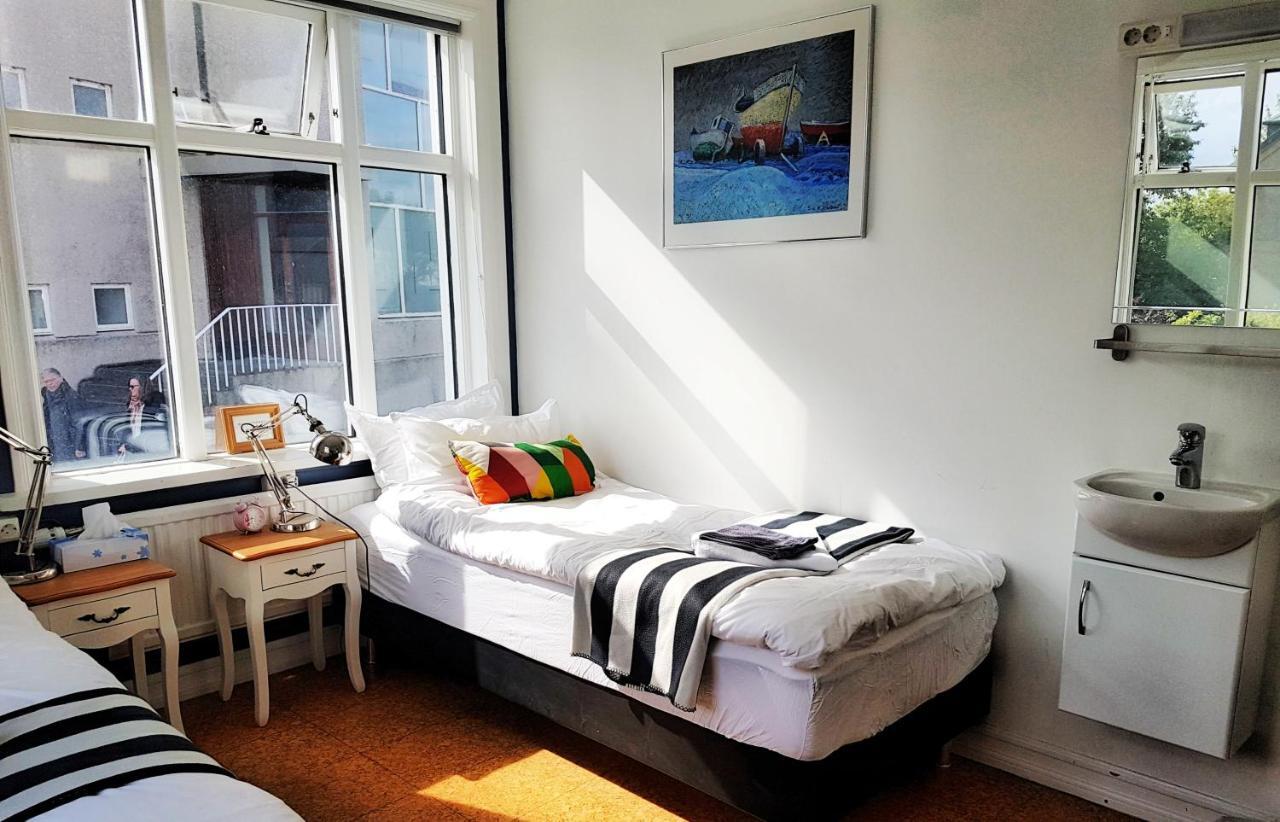 Refurinn Reykjavik Guesthouse Екстер'єр фото